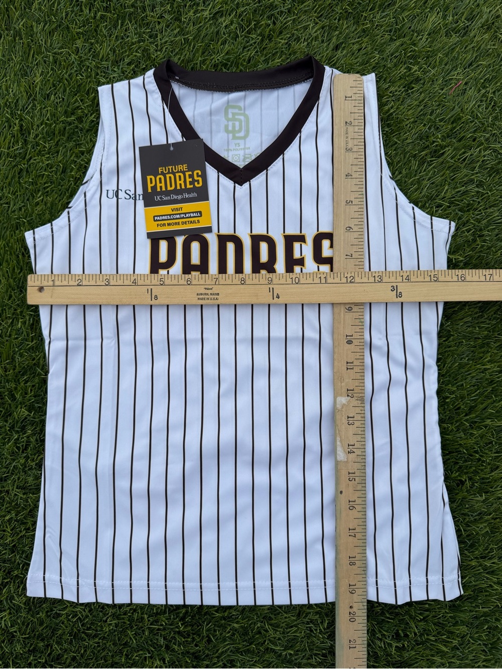 San Diego Padres White Pinstripe Tank Top Size Youth Small - Picture 4 of 4